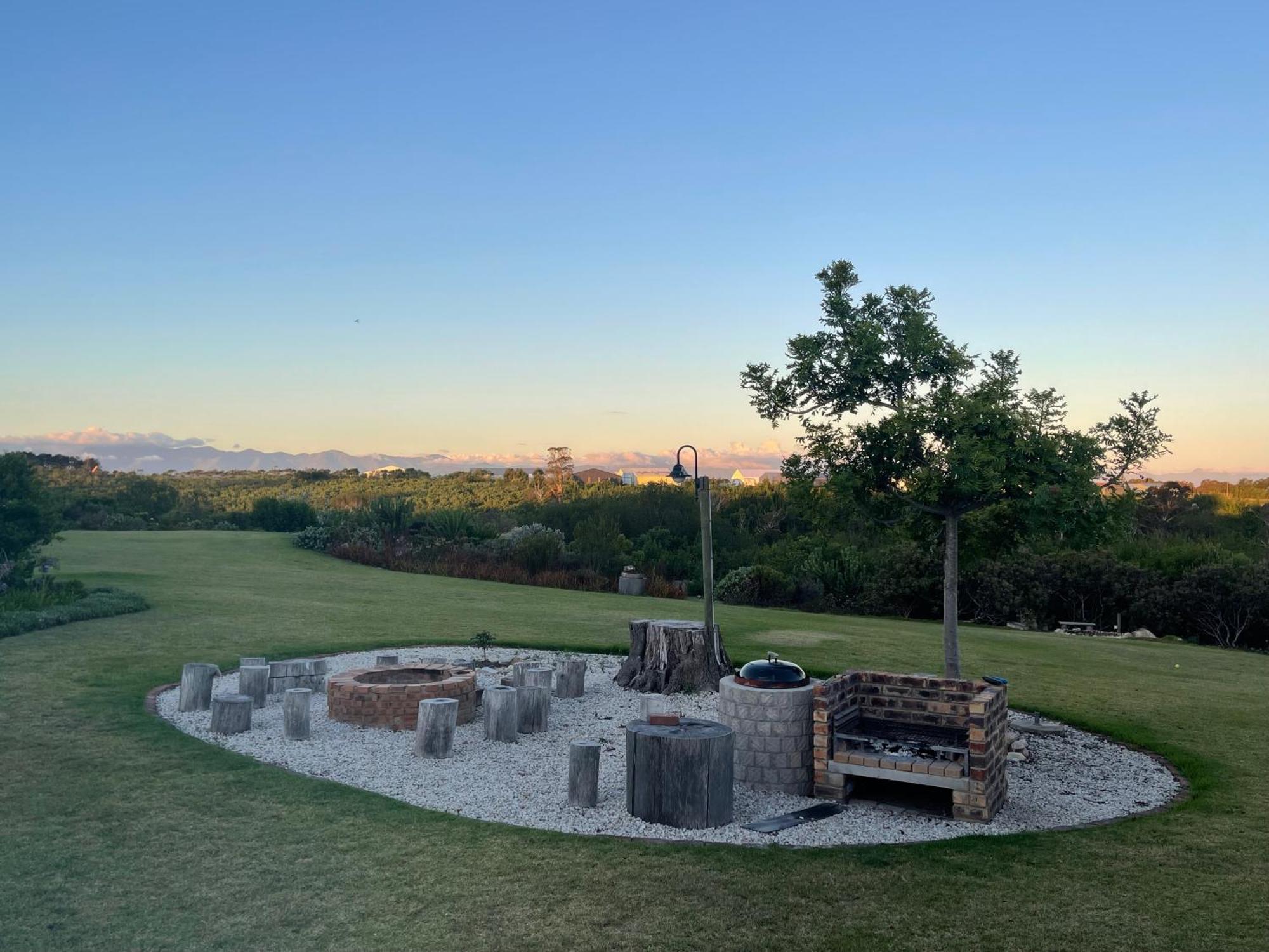 Gemstone Farm Bed and Breakfast Plettenberg Bay Εξωτερικό φωτογραφία